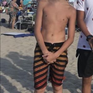 Men’s Size Small Hurley Board Shorts